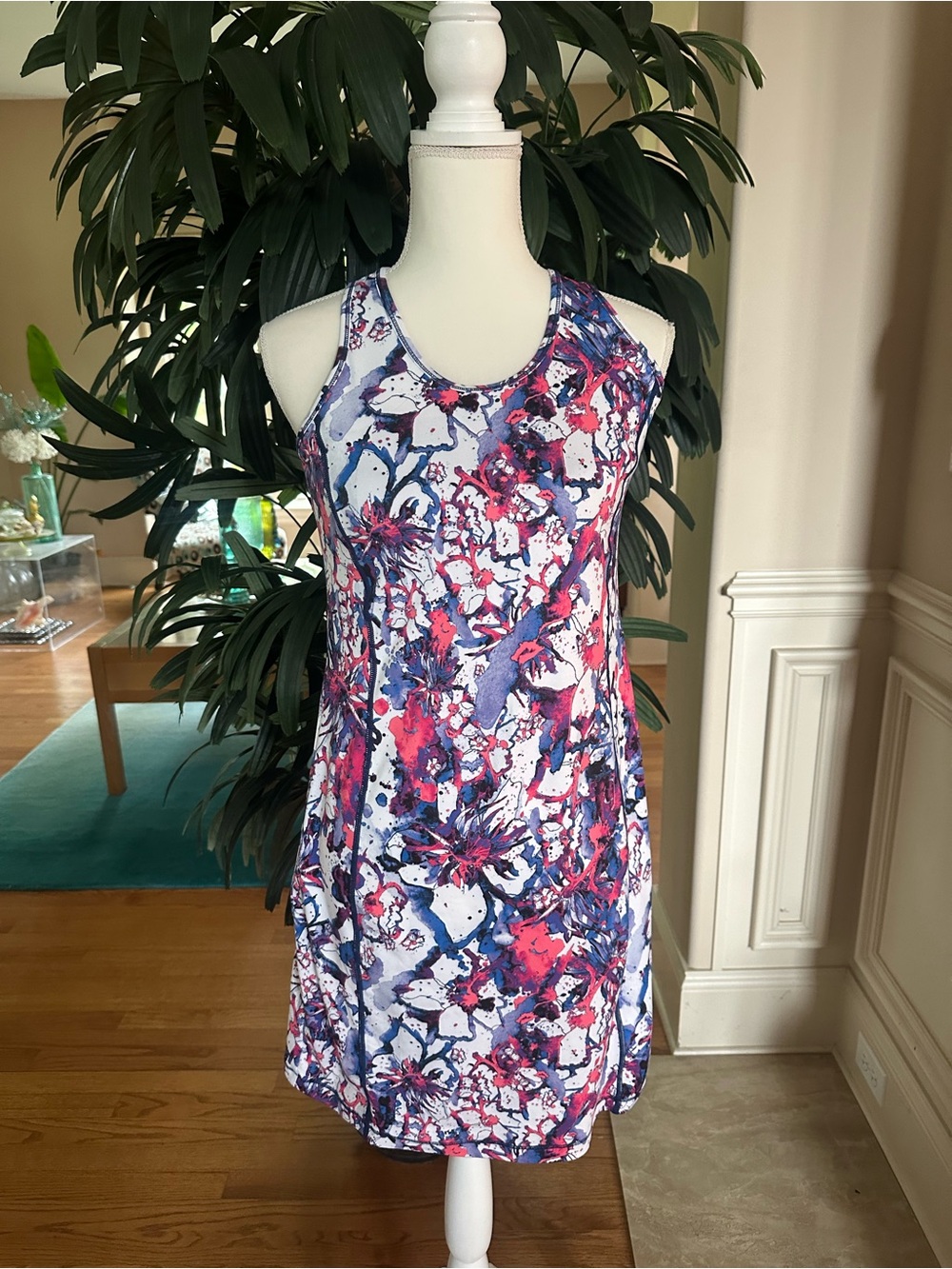 💕💜Title Nine Pink & Purple Splatter Floral Cutout Back Sport Dress Size S💕💜